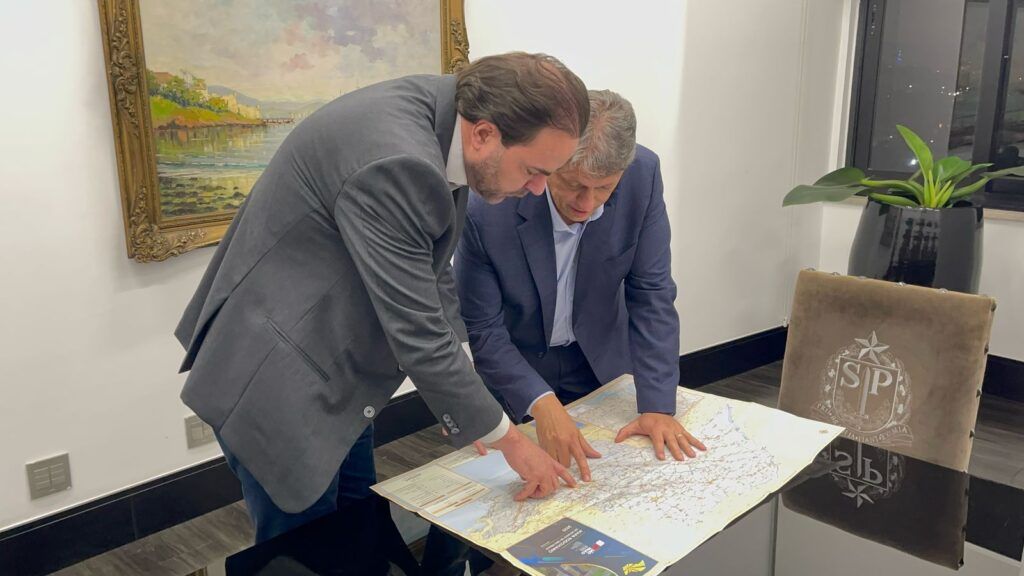 Molina com Tarcísio de Freitas